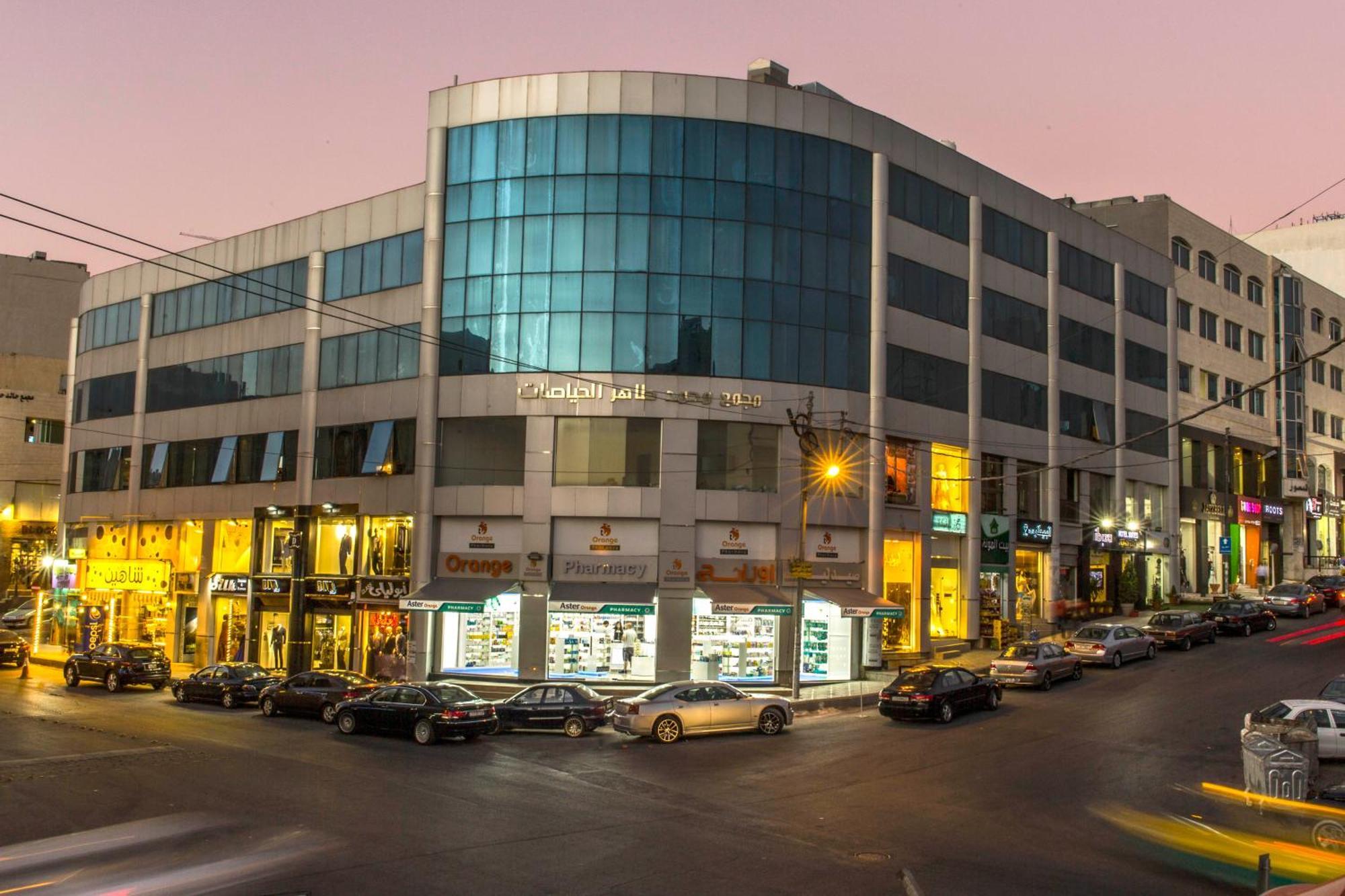 Ibiza Hotel Amman Exterior photo