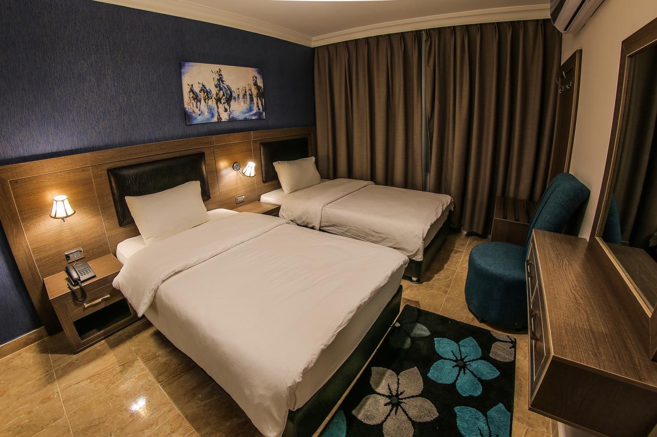 Ibiza Hotel Amman Exterior photo